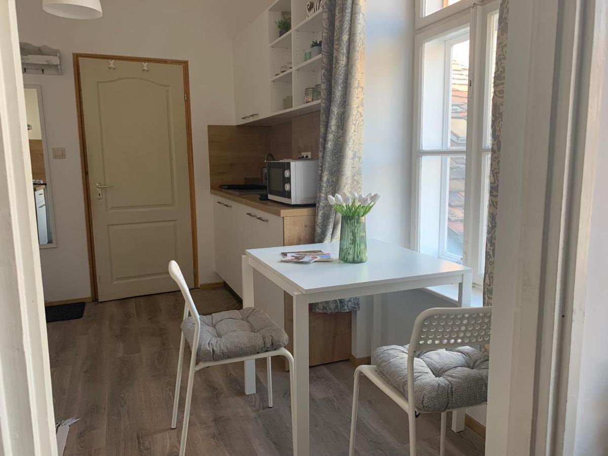 Studio77 Apartman Apartment Sopron Exterior photo